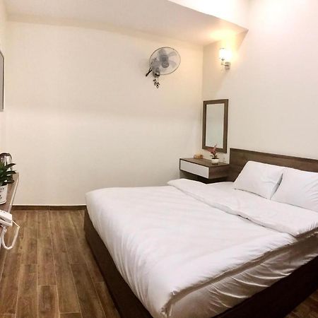 Cozy Hotel Да Лат Екстериор снимка